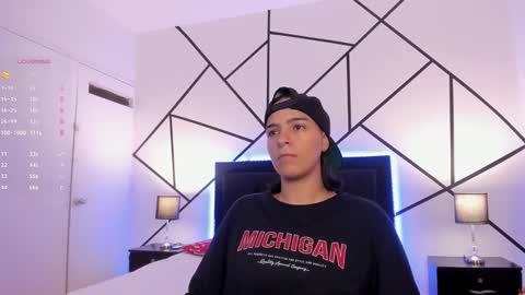 liiam_smith_ online show from 02/12/25, 12:22