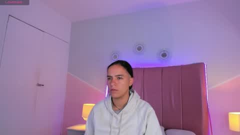 liiam_smith_ online show from 09/29/25, 01:05