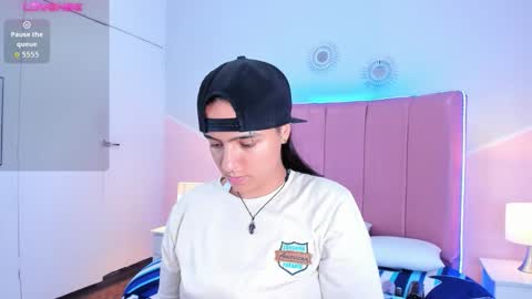 liiam_smith_ online show from 10/26/25, 01:17