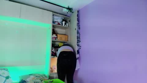         online show from 09/10/25, 11:43