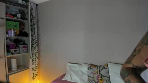         online show from 11/25/25, 11:43