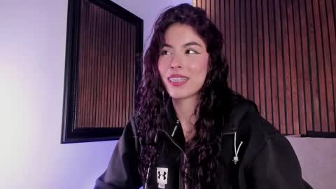 liily_murphy online show from 10/14/25, 06:03