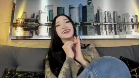 Liilyrose online show from 06/30/26, 10:27