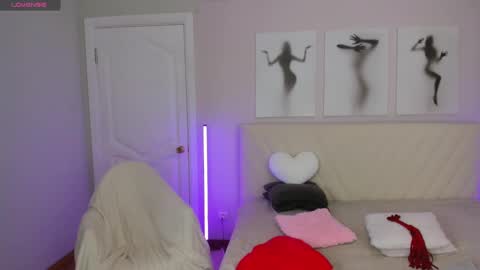 Snapshot of likaklint chatting on 02/20/25, 03:01 Lika online show from 02/20/25, 03:01