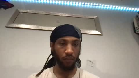 Suave online show from 04/27/26, 12:25