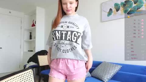 Snapshot of like_sun chatting on 02/20/25, 05:55 Call me Anna online show from 02/20/25, 05:55