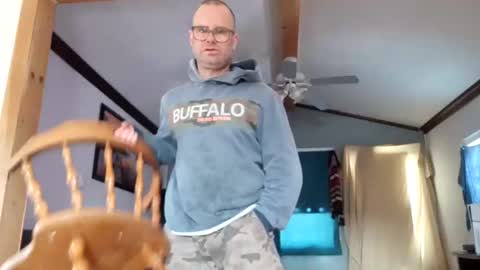 St pierre online show from 04/02/26, 02:37