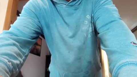 St pierre online show from 04/19/26, 03:33