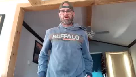 St pierre online show from 04/25/26, 04:48