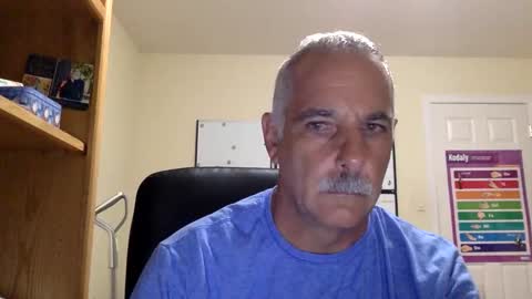 Snapshot of likefhot chatting on 11/03/25, 01:23 likefhot online show from 11/03/25, 01:23