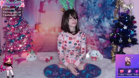 LikeMyAshe online show from 12/24/24, 06:00