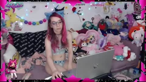 LikeMyAshe online show from 01/15/25, 07:26