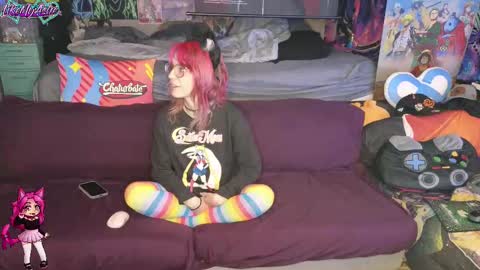 LikeMyAshe online show from 09/19/25, 08:16