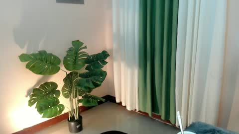 Leng online show from 02/06/25, 07:07