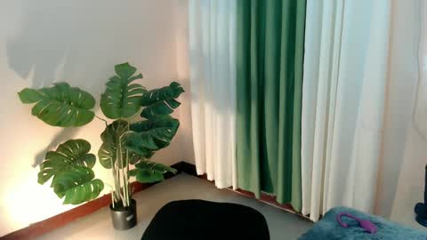 Leng online show from 02/06/25, 10:32