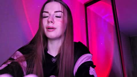 Snapshot of lil___dii chatting on 02/25/26, 05:44 didi online show from 02/25/26, 05:44