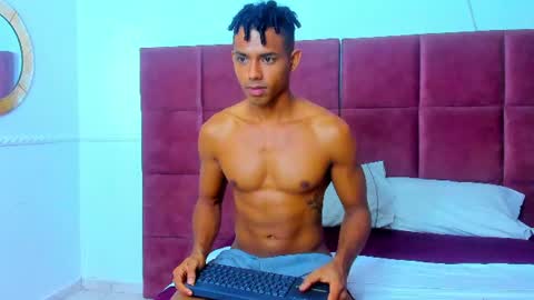 Snapshot of lil___king chatting on 07/18/26, 01:37 Lil KIng online show from 07/18/26, 01:37
