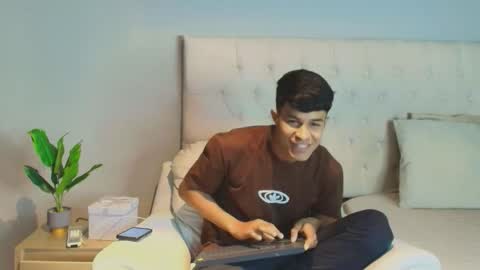 lil online show from 01/12/26, 07:08