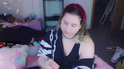 Lil Alison Heart online show from 11/01/25, 01:57
