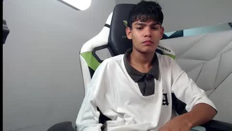 LIAM online show from 12/23/25, 03:37