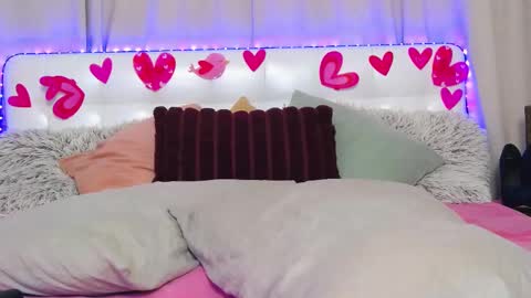 Lil Bella G online show from 02/21/25, 11:11