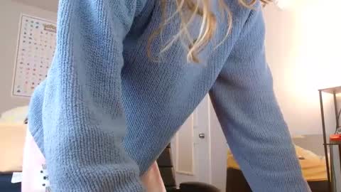 lil gemmie online show from 01/06/25, 08:07