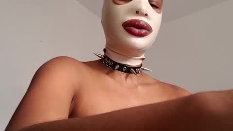 Lilith online show from 02/19/26, 06:04