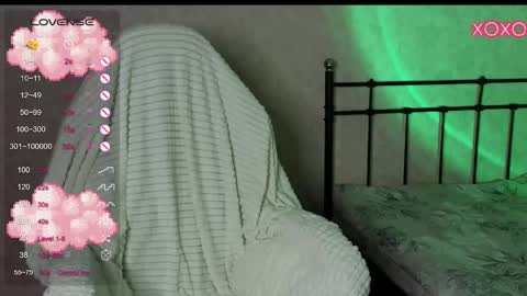 little moon online show from 12/14/24, 03:25