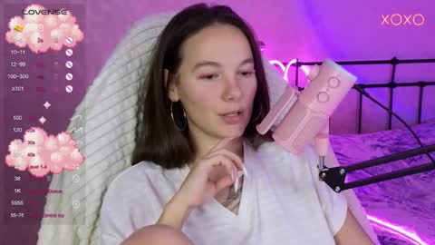 little moon online show from 10/11/25, 07:01