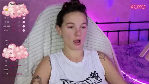 little moon online show from 10/12/25, 07:57