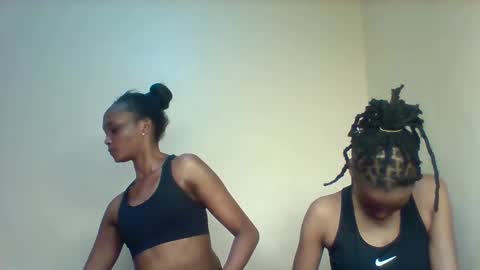 Lil miss online show from 11/12/25, 02:17