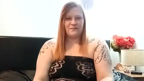 Snapshot of lil_nelli8 chatting on 03/04/25, 04:17 lil_nelli8 online show from 03/04/25, 04:17