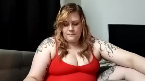 Snapshot of lil_nelli8 chatting on 11/26/25, 07:31 lil_nelli8 online show from 11/26/25, 07:31