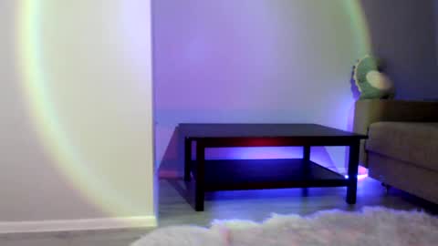 Snapshot of lil_reya chatting on 03/04/25, 10:13 INST Lil happines s online show from 03/04/25, 10:13