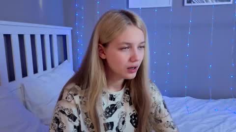 Emma online show from 01/15/26, 09:03