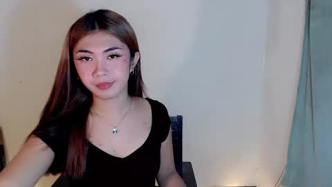 Snapshot of lil_tina_velvet chatting on 02/08/26, 12:30 online show from 02/08/26, 12:30