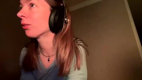 aka princessmaya online show from 12/17/25, 09:32