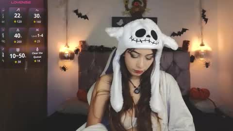 lila_min online show from 10/09/25, 02:15