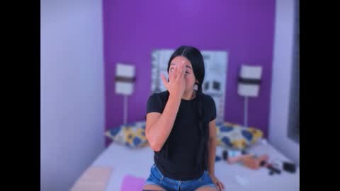 L I L A online show from 11/11/25, 01:00