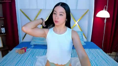 Snapshot of lila_pinky_ chatting on 04/17/26, 12:30 lila_pinky_ online show from 04/17/26, 12:30