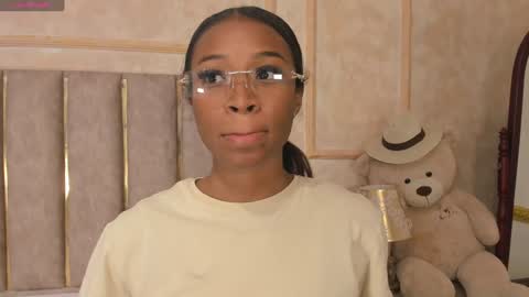 Snapshot of lilabeily chatting on 12/13/24, 07:43 lila bailey online show from 12/13/24, 07:43