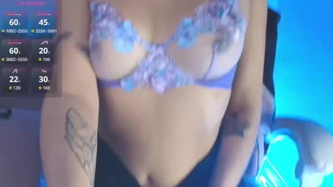 Snapshot of lilassoul_ chatting on 10/04/25, 04:54 NEXT TRANSMITION 03 DEC online show from 10/04/25, 04:54