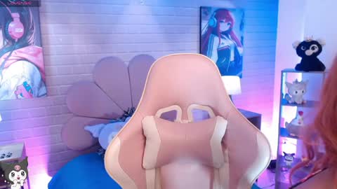 lilcandy19 online show from 05/17/26, 12:12