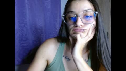 Valeri Villalobos  IG villa lobosvaleri online show from 07/03/26, 01:23