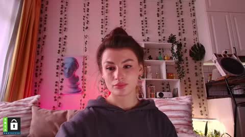 Alina online show from 04/17/26, 04:37