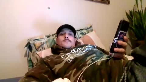 lildeer1980 online show from 12/20/24, 01:03