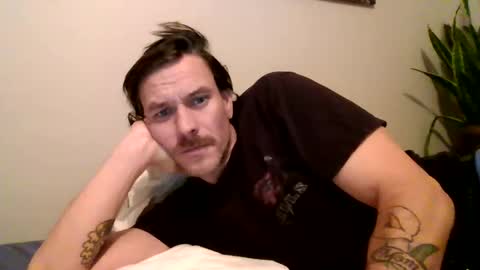 lildeer1980 online show from 12/24/24, 09:55