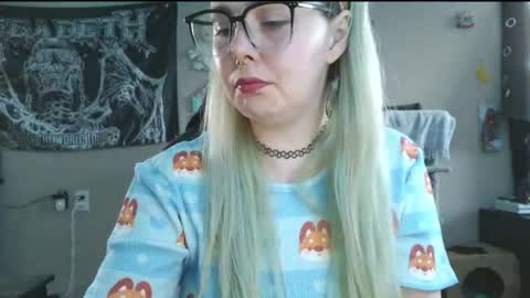 emily ryanson online show from 04/16/26, 11:07