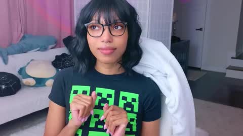 evie online show from 01/17/26, 03:00