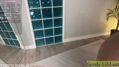 Lili online show from 02/09/25, 01:46